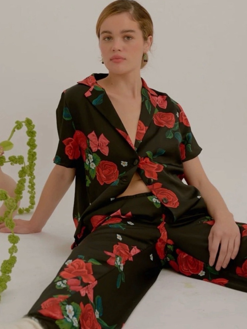 Floral Print Black and Red Women's Top and Pants